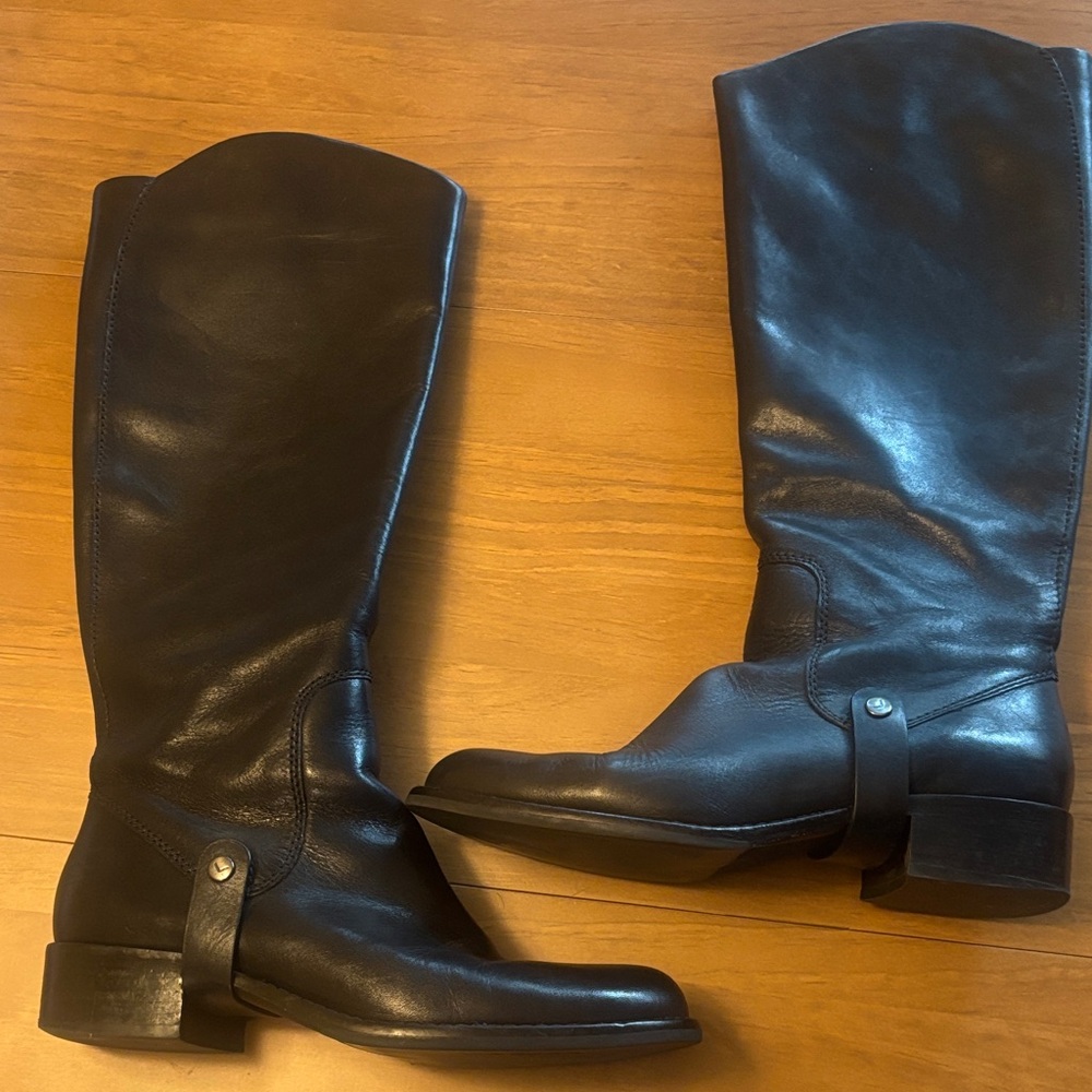 Black Leather Knee-High Riding Boots Via Spiga